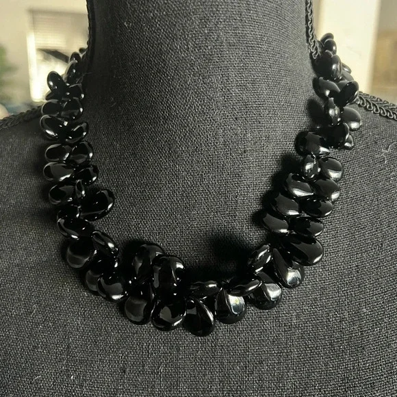 Black obsidian beaded necklace - Picture 2 of 5